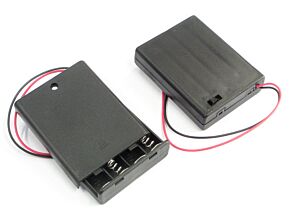 Zamykany pojemnik na 4 baterie R03 z przewodami i wyłącznikiem Zamykany pojemnik na 4 baterie R03 z przewodami i wyłącznikiem