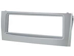 Ramka radiowa 1DIN Fiat Grande Punto 2005-> srebrny Ramka radiowa 1DIN Fiat Grande Punto 2005-> srebrny